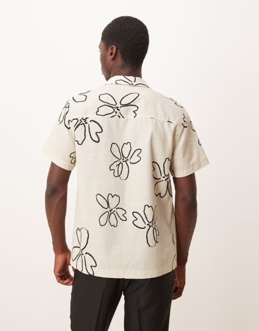 ASOS DESIGN - Oversized overhemd met reverskraag en bloemenprint in beige, 3 van 5