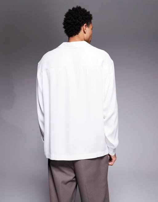 ASOS DESIGN - Oversized overhemd van satijn zonder sluiting in wit, 3 van 5
