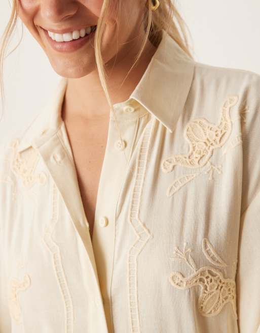 ASOS DESIGN - Oversized overhemdjurk met volumineuze mouw en cutwork in ecru, 2 van 4