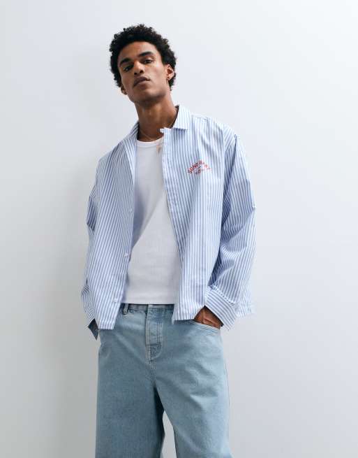 ASOS DESIGN oversized Oxford overhemd met streep, print op rug en borst in blauw, 4 van 5