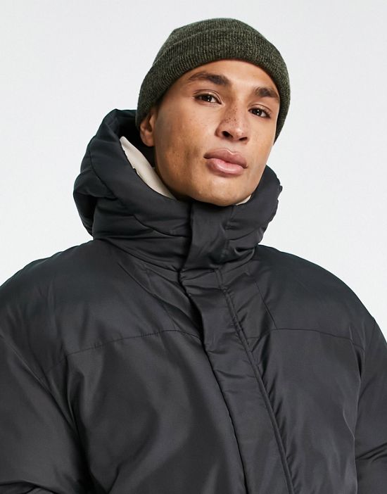 https://images.asos-media.com/products/asos-design-oversized-parka-jacket-in-black/200622466-4?$n_550w$&wid=550&fit=constrain