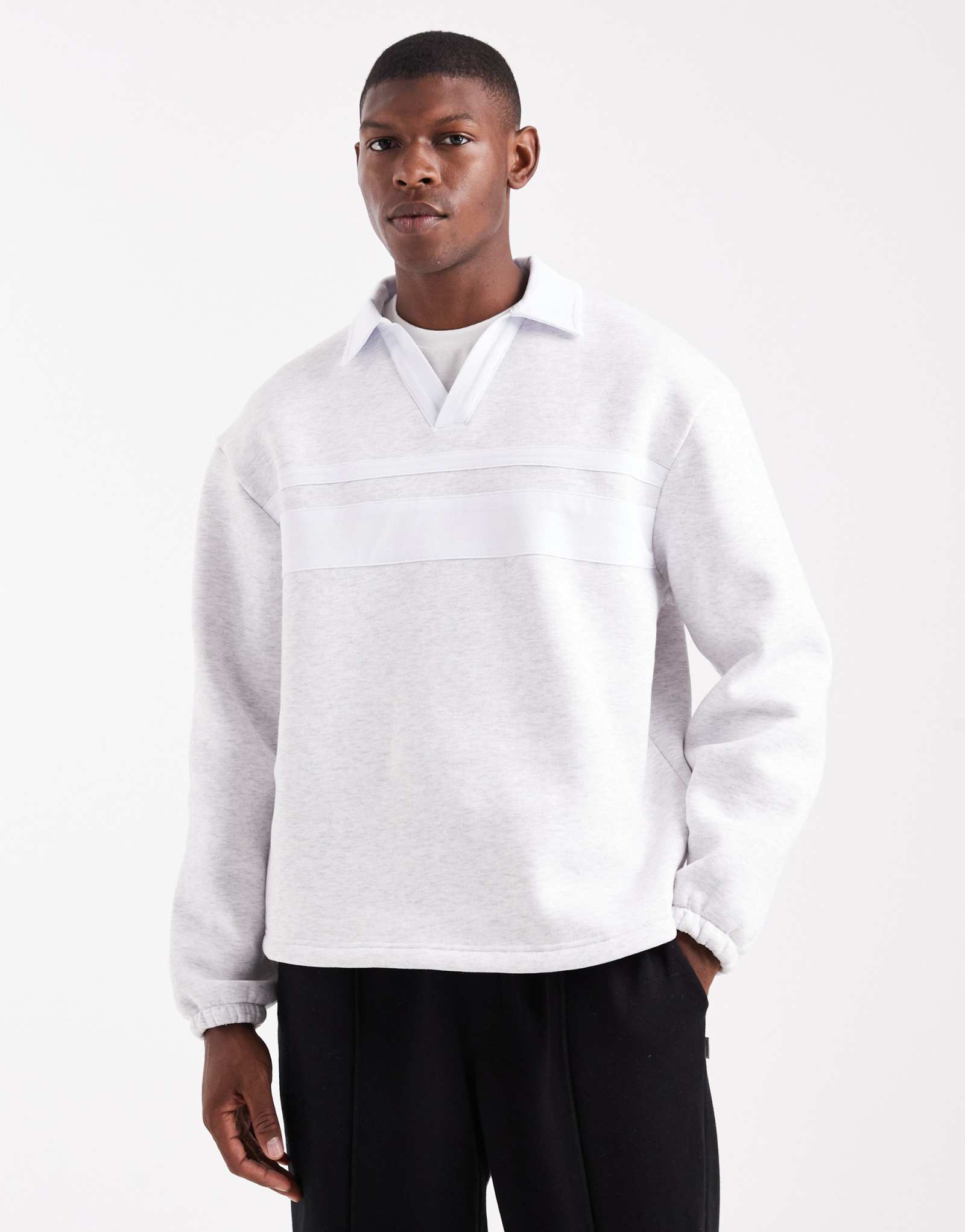 ДИЗАЙНЕРСКАЯ рубашка поло оверсайз от ASOS с контрастным воротником из серого вереска