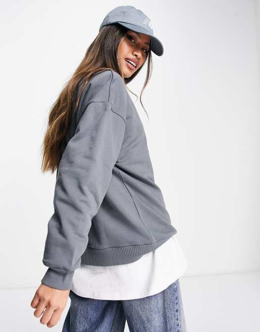 Grey 2024 sweatshirt girls