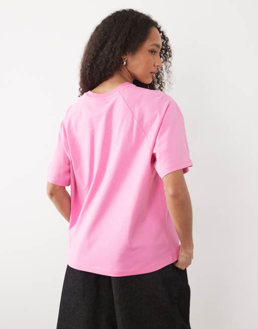 ASOS DESIGN oversized raglan football t-shirt with 34 varsity graphic in light pink, 4 of 4