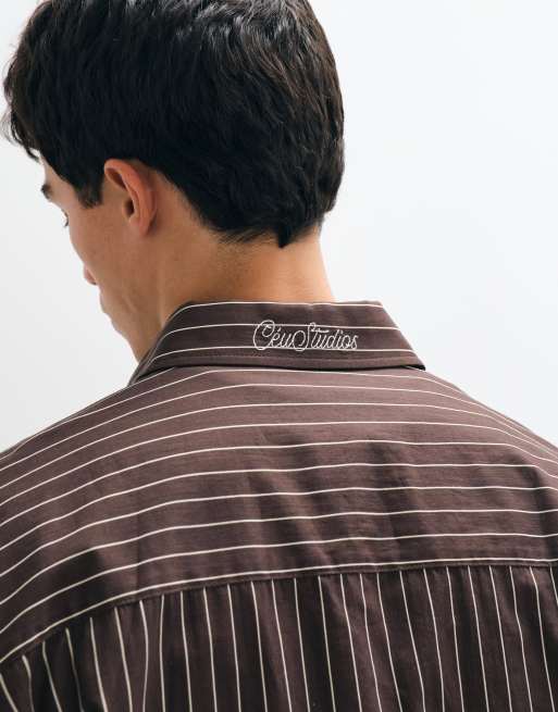 ASOS DESIGN oversized randig skjorta med kragebroderi i brunt, 2 av 5