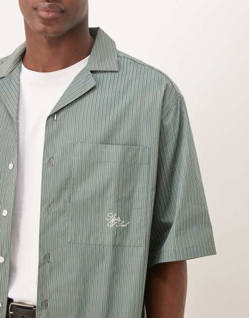 ASOS DESIGN - Oversized recht gestreept overhemd met borduursel op de zak in groen, 3 van 4