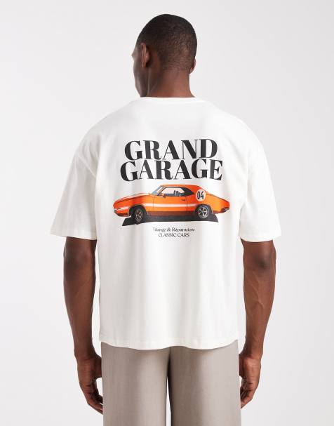 ASOS DESIGN - Oversized recht T-shirt met grafische vintge auto-print in gebroken wit - view 1