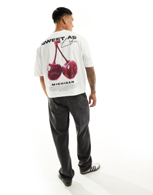 ASOS DESIGN - Oversized recht T-shirt met kersenprint op de voorkant in wit