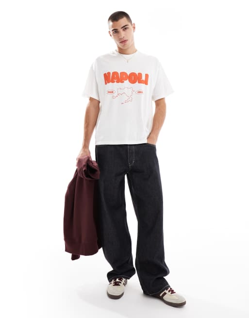 ASOS DESIGN - Oversized recht T-shirt met 'Napoli' print op de voorkant in wit, 4 van 4