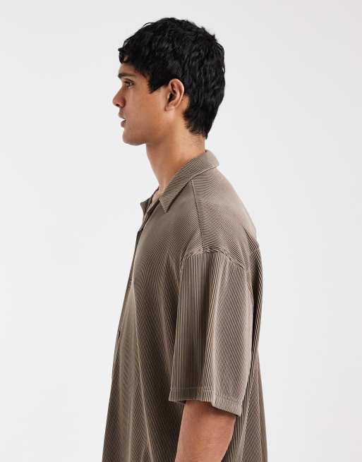 ASOS DESIGN oversized revere plisse shirt in brown (part of a set), 5 of 6