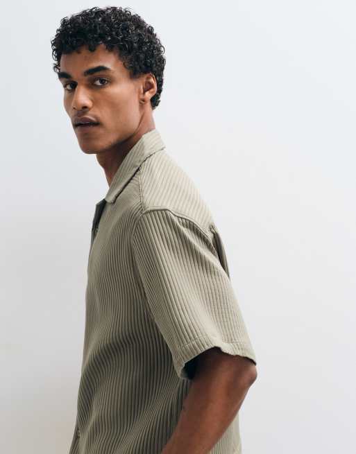 ASOS DESIGN oversized revere plisse shirt in khaki - part of a set, 5 of 5