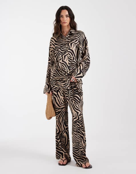 ASOS DESIGN - Oversized satijnen overhemd met sjaaldetail in zebraprint, deel van co-ord set - view 1
