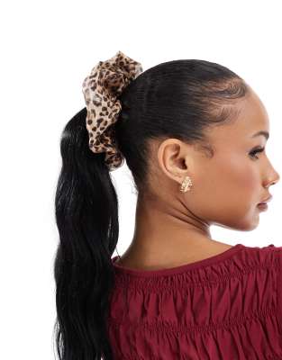 oversized scrunchie with textured organza in leopard print-Brown