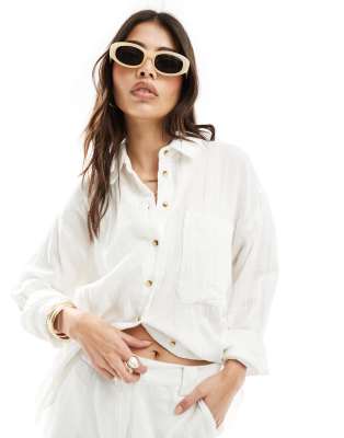 oversized shirt in cheesecloth in white