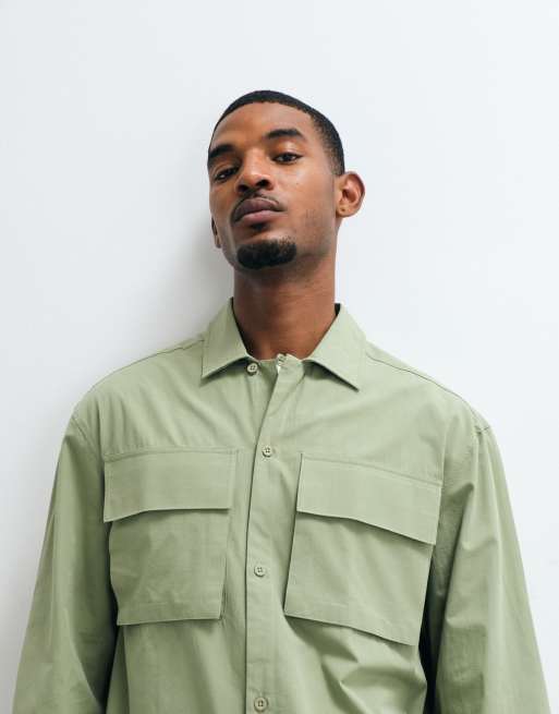 ASOS DESIGN oversized shirt with cargo pockets in green, 2 of 5
