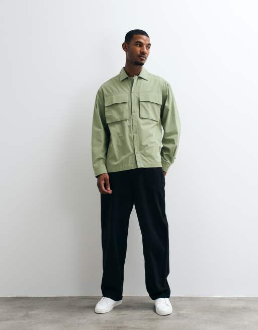 ASOS DESIGN oversized shirt with cargo pockets in green, 3 of 5