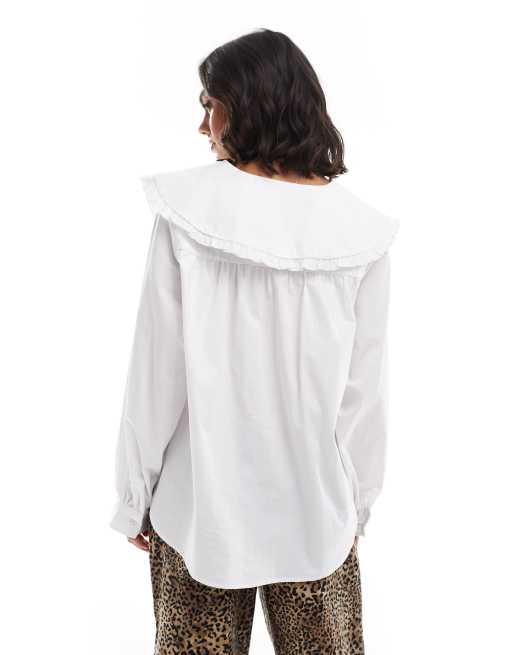 ASOS DESIGN oversized shirt with plunge pie crust collar in white, 2 of 4
