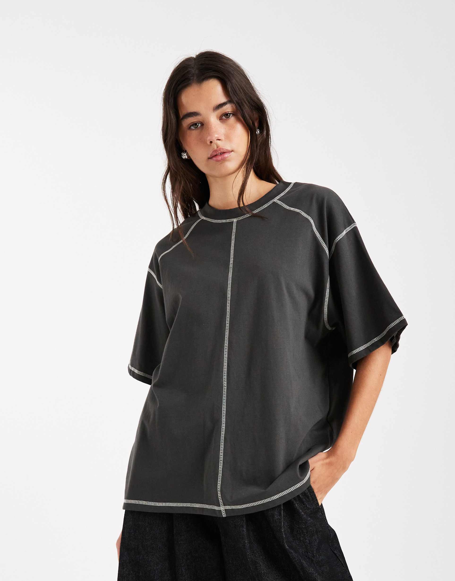 asos design oversized short sleeve t-shirt with contrast seams in charcoal