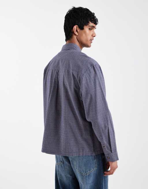ASOS DESIGN - Oversized skjorte med brystmærke og marineblåt tern, 4 af 5