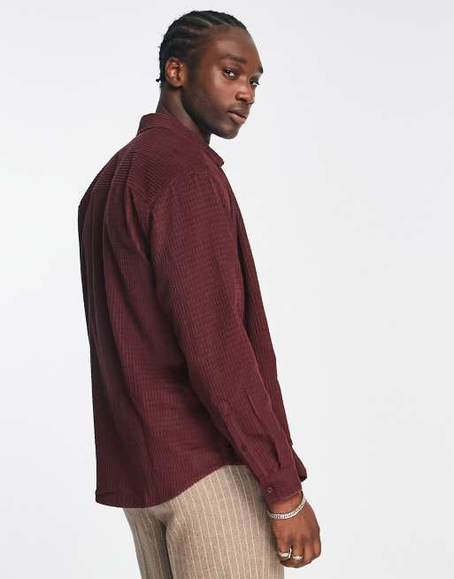 ASOS DESIGN - Oversized skjorte med tekstur i hindbærrødt fløjl i firkantet pasform, 4 af 4
