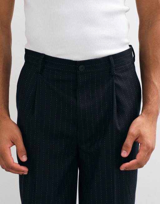 ASOS DESIGN oversized smaltoelopende geplooide pantalon in navy met krijtstreep, 4 van 5