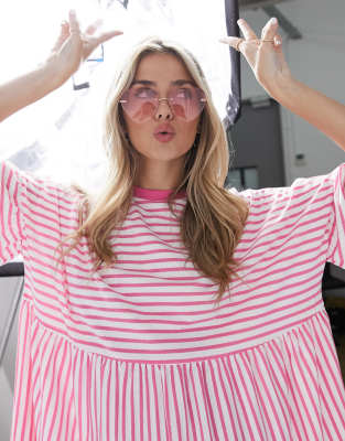 pink and white shirt dress