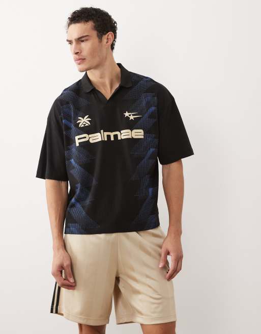 ASOS DESIGN - Oversized sort polo med gennemgående fodboldgrafik i firkantet pasform 