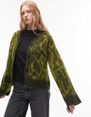 ASOS DESIGN - Oversized-Strickjacke in gebürsteter Tierfelloptik-Grün