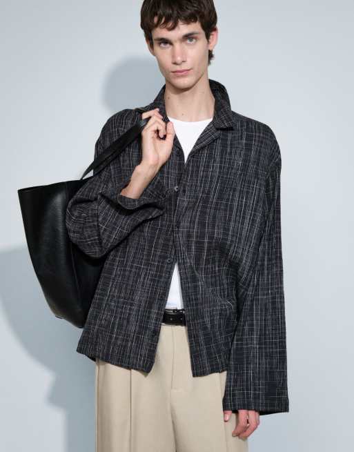 ASOS DESIGN oversized struktureret skjorte med reverskrave og tern i sort, 1 af 9