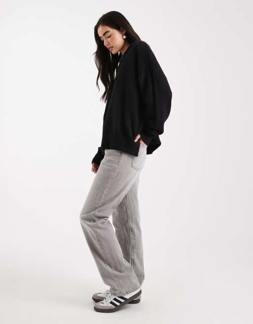 ASOS DESIGN oversized super soft v neck jumper in black, 2 of 4