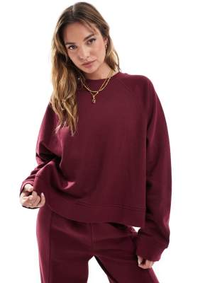 oversized sweat with raglan detail in burgundy-Multi