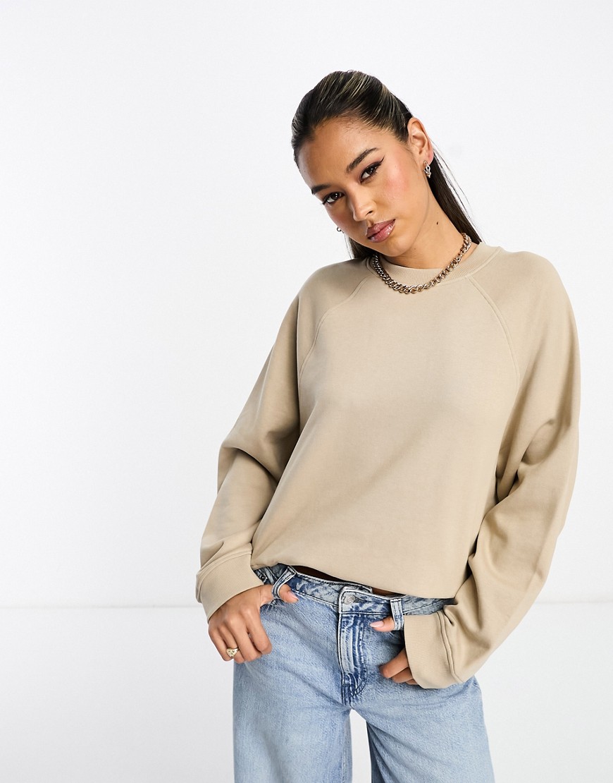 oversized sweat with raglan detail in camel-Neutral