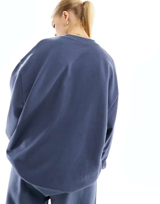 ASOS DESIGN - Oversized sweater met crèmekleurige Paris-print in licht marineblauw, 4 van 4