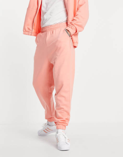 Oversized Tapered Sweatpants Pink