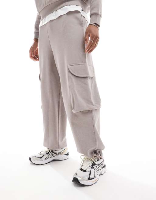 ASOS DESIGN oversized sweatpants with cargo pockets in washed brown - part of a set, 4 of 5