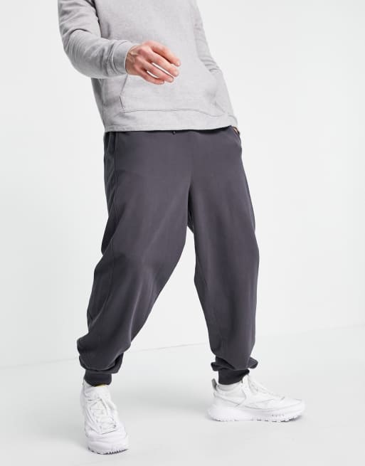 oversized sweatpants men