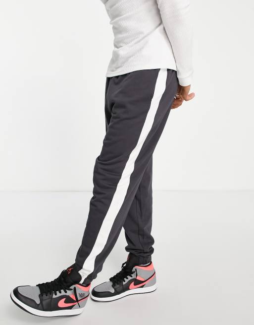 Sweatpants with stripe hot sale on side