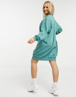 green sweatshirt dress