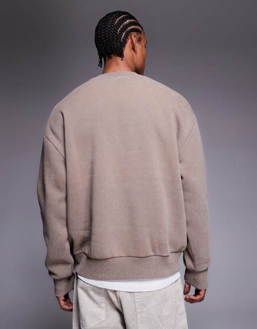 ASOS DESIGN - Oversized sweatshirt i forvasket brun med rund hals og printdetalje, 3 af 5