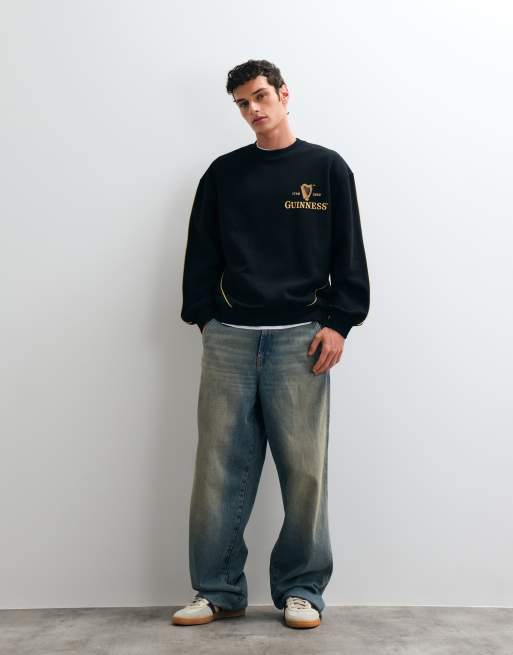 ASOS DESIGN oversized sweatshirt med Guinness i sort, 2 af 5
