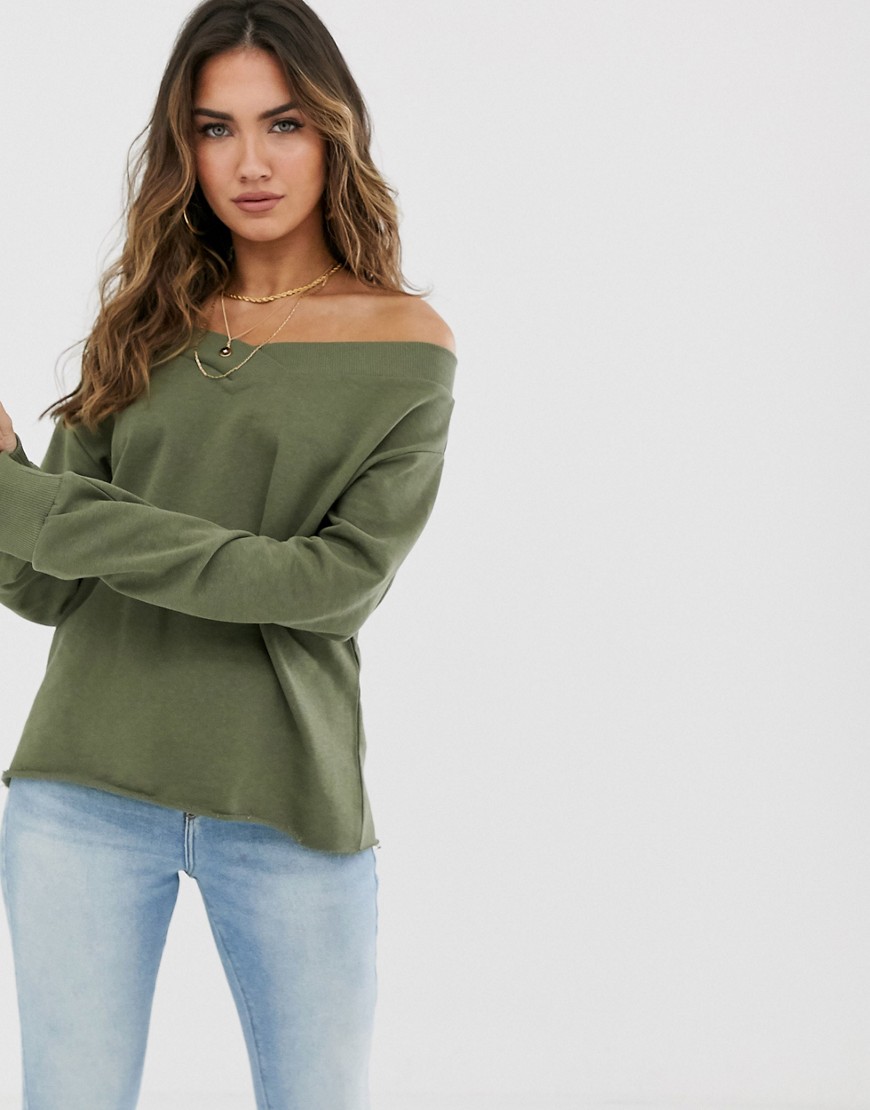 ASOS DESIGN - Oversized sweatshirt met blote schouders in kaki-Groen