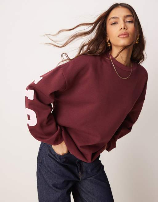 ASOS DESIGN oversized sweatshirt with Beverly Hills back graphic in burgundy, 4 of 4