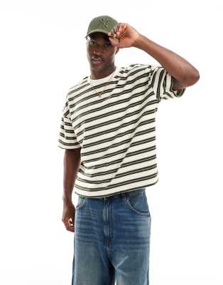 ASOS DESIGN - Oversized T-shirt i beige frotte med striber og firkantet pasform
