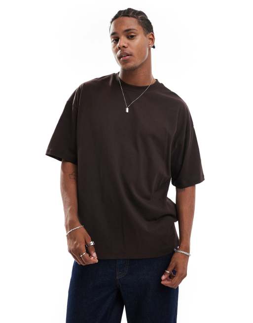 ASOS DESIGN - Oversized T-shirt i mørkebrun med tekstprint på ryggen, 4 af 4