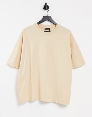 plain beige t shirt