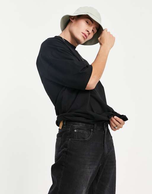 ASOS DESIGN oversized t-shirt in black with anime back print