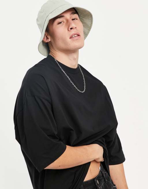 ASOS DESIGN oversized t-shirt in black with anime back print