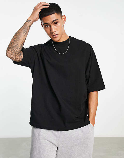 ASOS DESIGN oversized t-shirt in black with photographic street back print  | ASOS