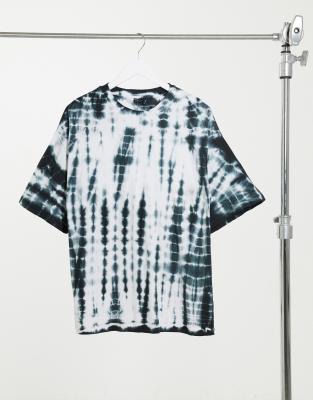 Parfaire Design Oversized T Shirt In Bleached Mono Tie Dye Parfaire