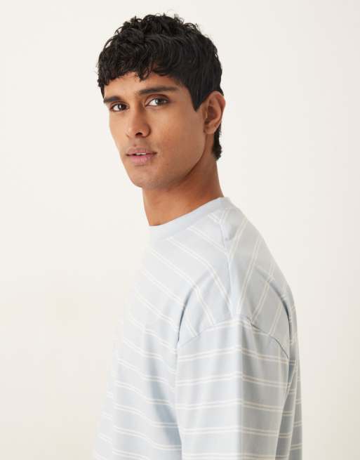 ASOS DESIGN oversized t-shirt in blue and white stripe, 4 of 5